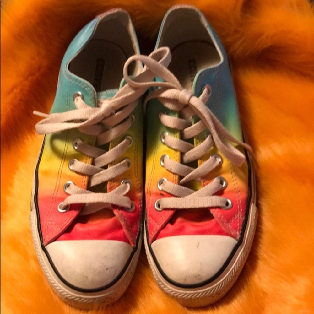 Rainbow Converse 🌈